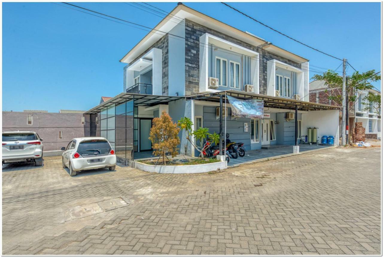 Reddoorz @ Bypass Juanda Airport Otel Sidoarjo Dış mekan fotoğraf